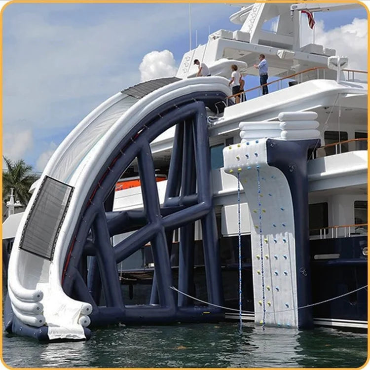 Große aufblasbare Yachtrutsche für Unterhaltungszwecke