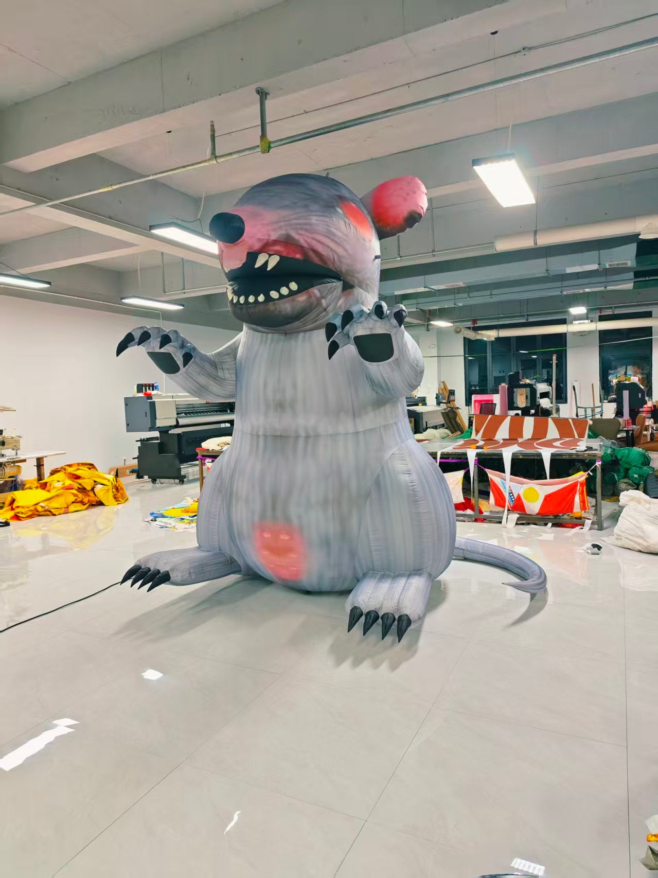 Giant Inflatable Rat Mouse With Blower