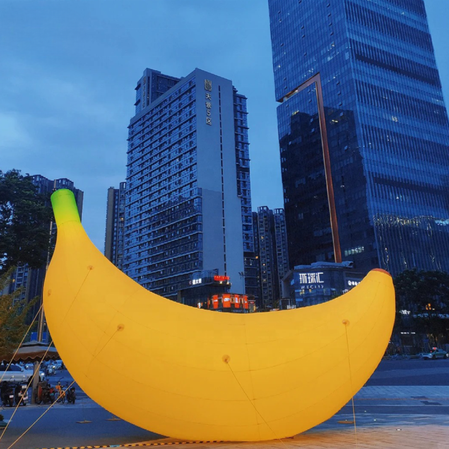 Inflatable Banana Balloon Display for Food Theme Events