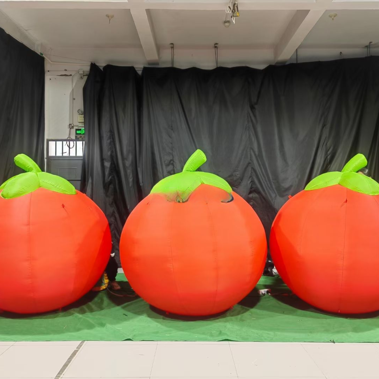 Inflatable Advertising Display Giant Inflatable Tomato for Events