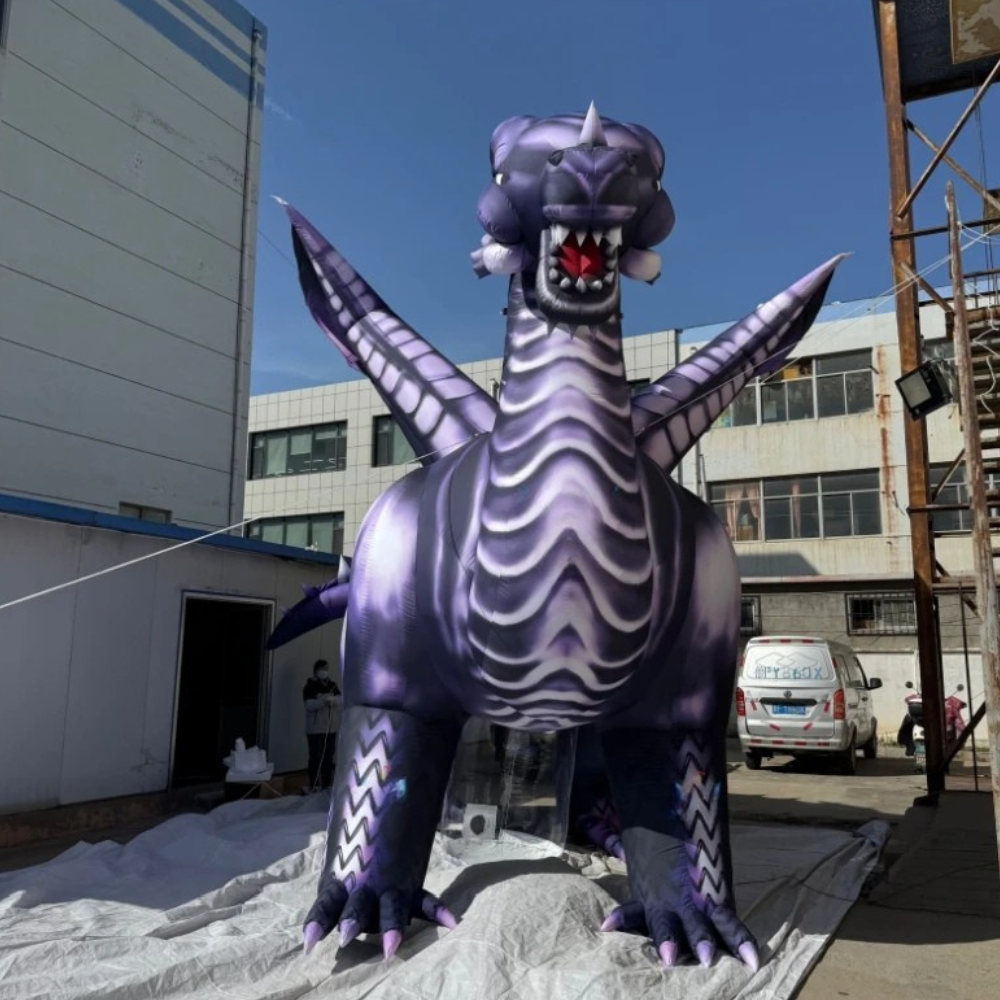 Maßgeschneiderte aufblasbare fliegende Drachen als Eventdekoration