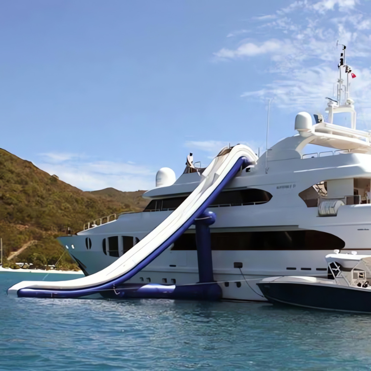 Aufblasbare Yacht-Wasserrutsche für Kinder