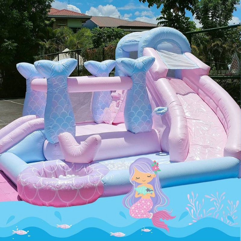 Toboggan aquatique gonflable rose sirène