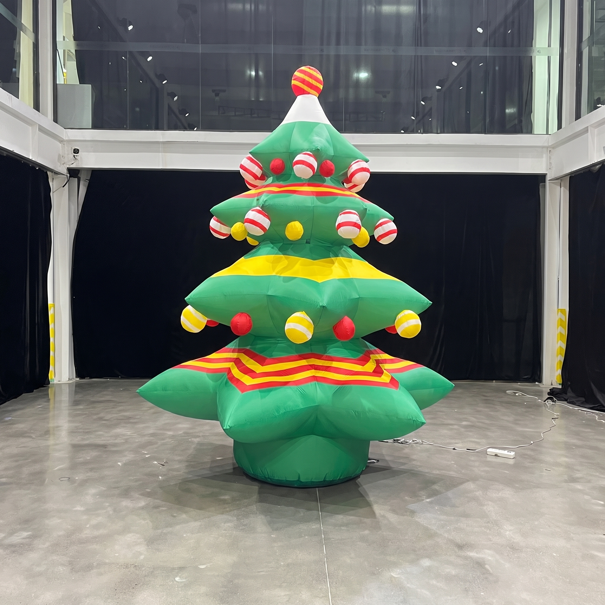 Commercial Inflatable Christmas Tree Display for Holiday Events