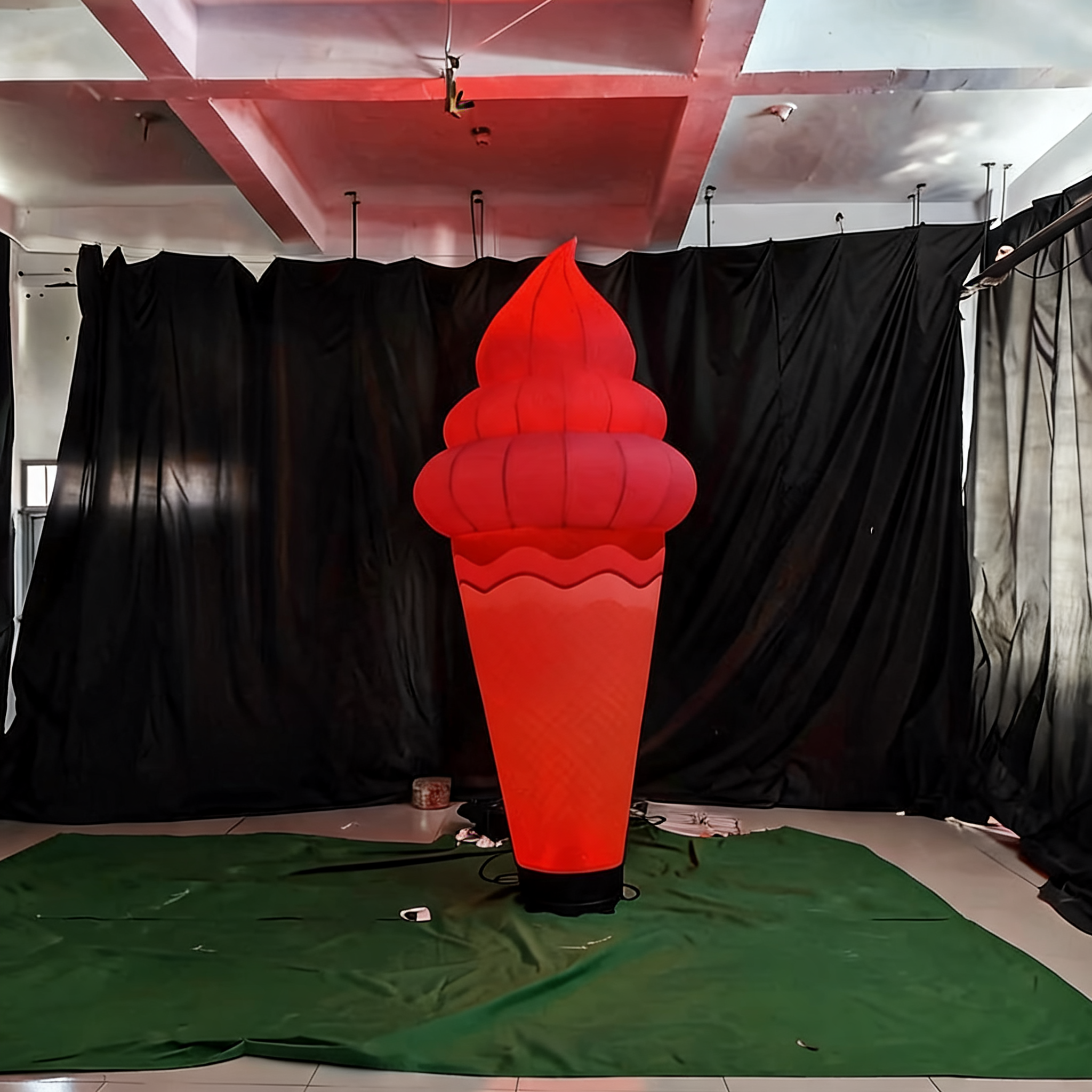 Inflatable Ice Cream Cone Display for Commercial Advertising