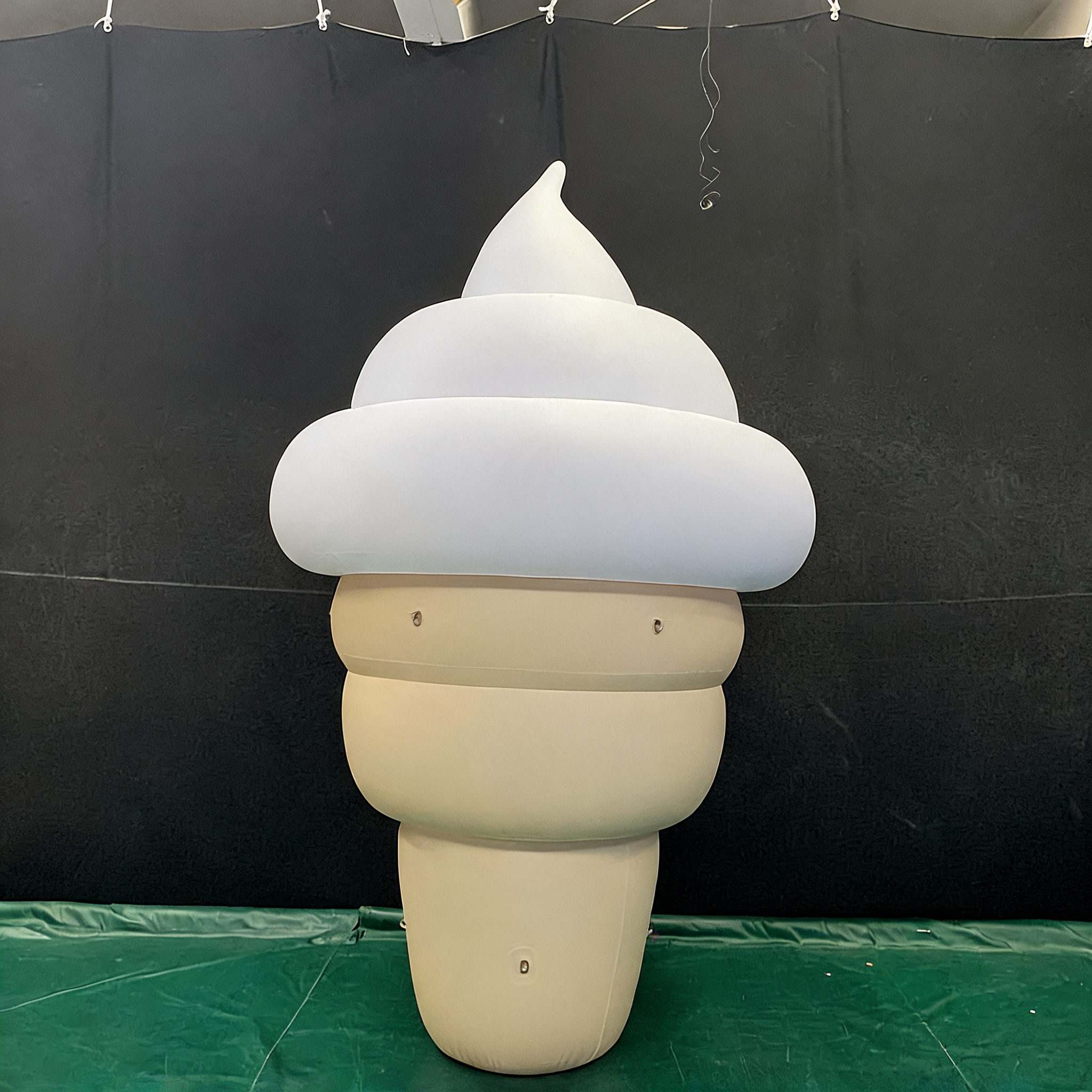 Standing Advertising Inflatable Ice Cream Display