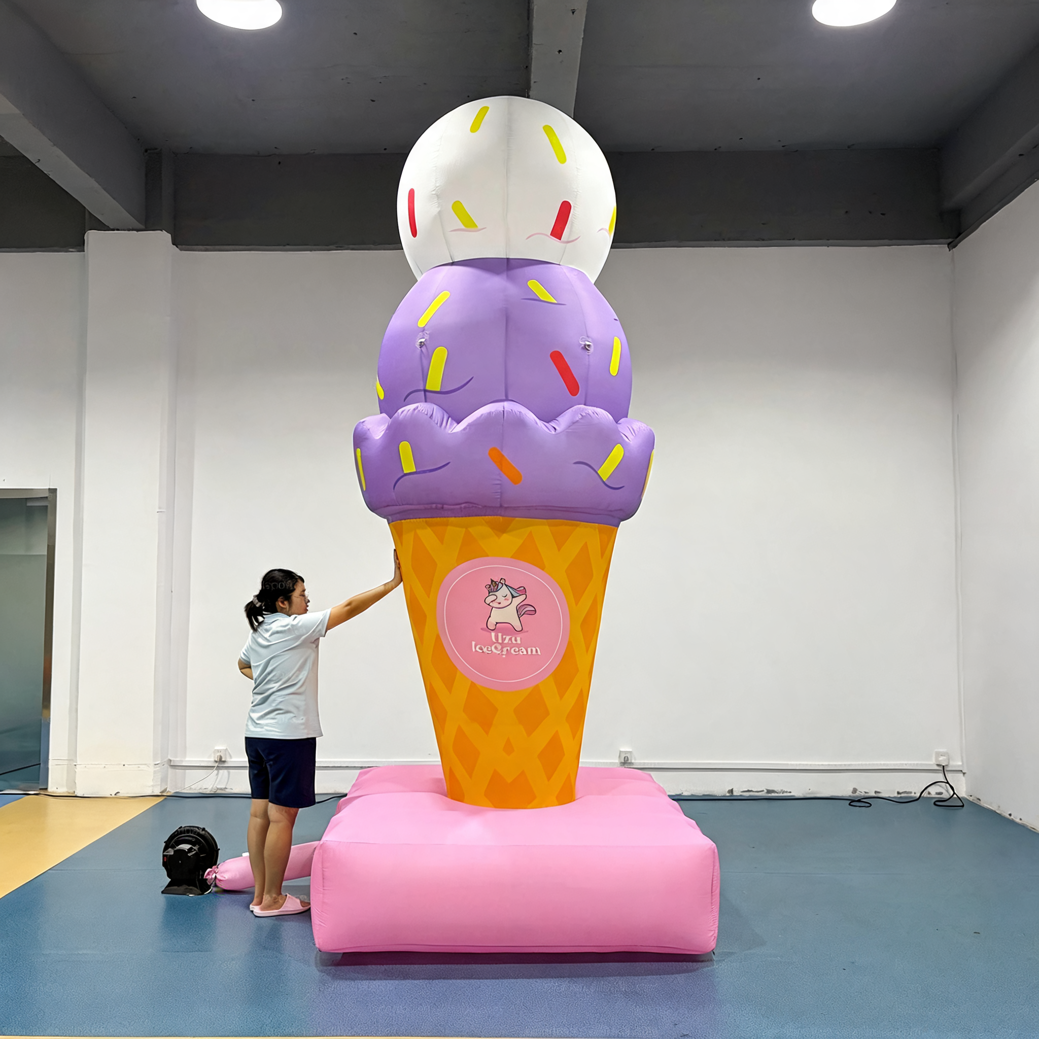 Giant Inflatable Ice Cream Cone Advertising Display