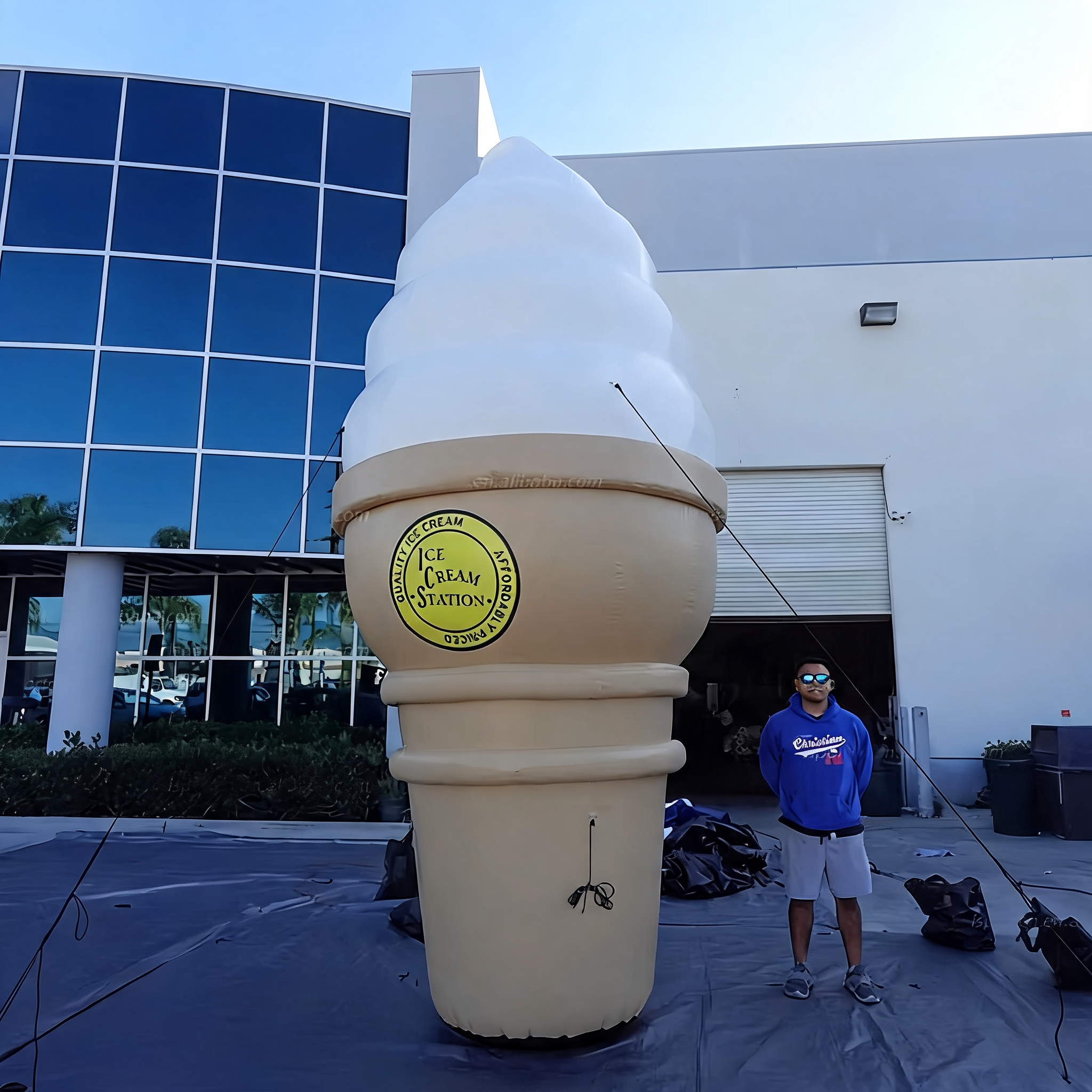 Giant Inflatable Advertising Balloon Ice Cream Display