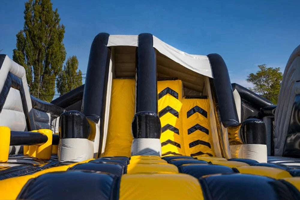 Giant Bounce House Ultimate Wipeout EN14960 Theme Park